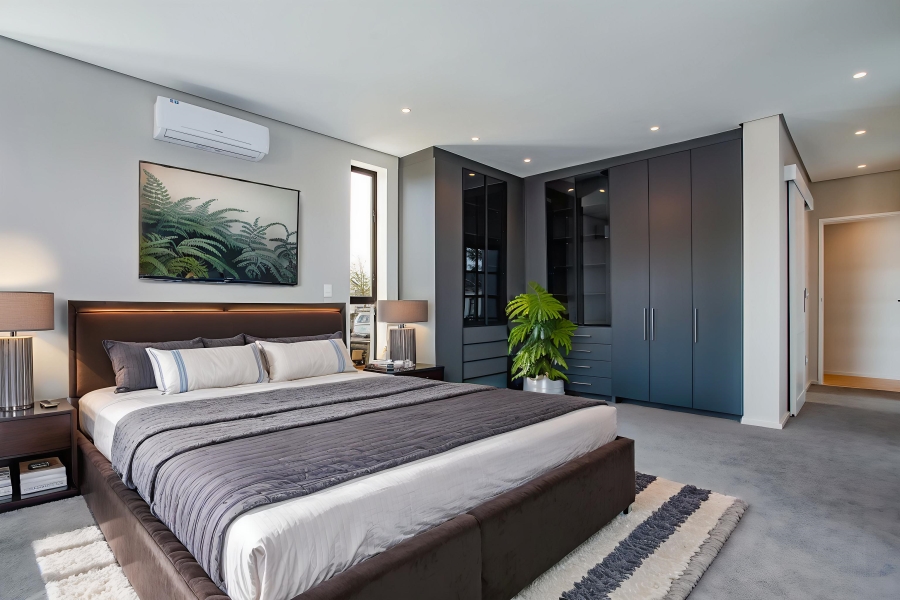 4 Bedroom Property for Sale in Pearl Valley at Val de Vie Western Cape